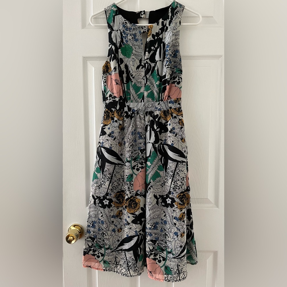 Knee Length Modcloth Dress XS